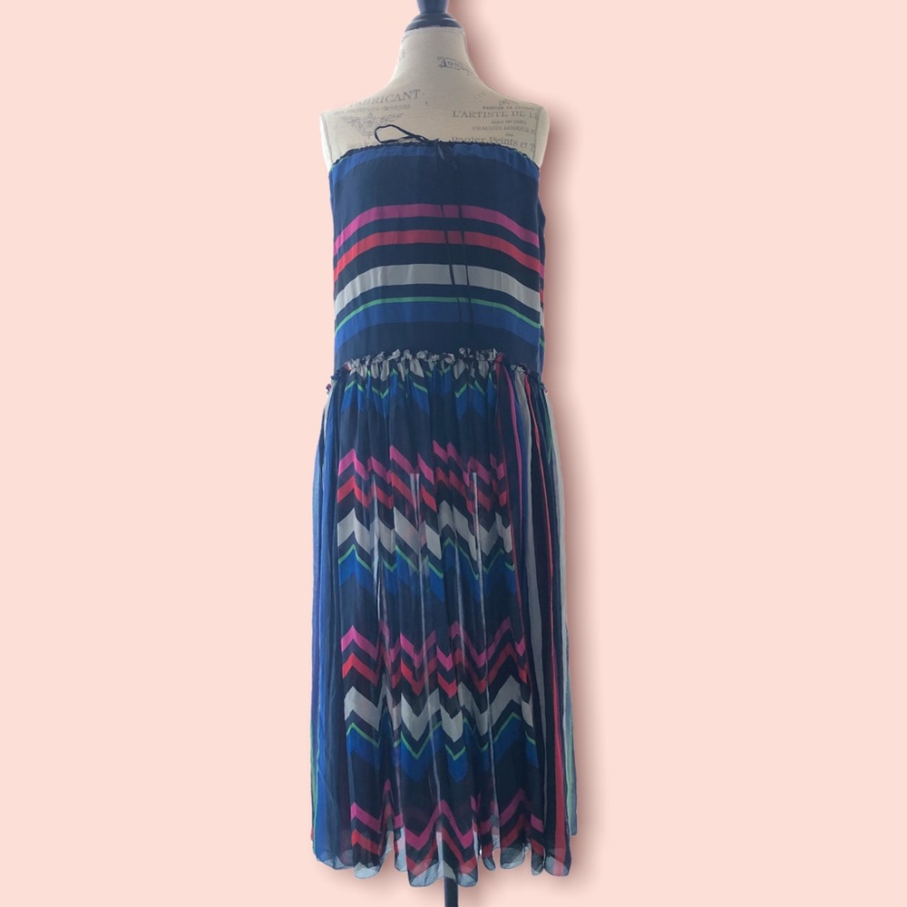 L.A.M.B Sleeveless Pleated Multicolor Dress